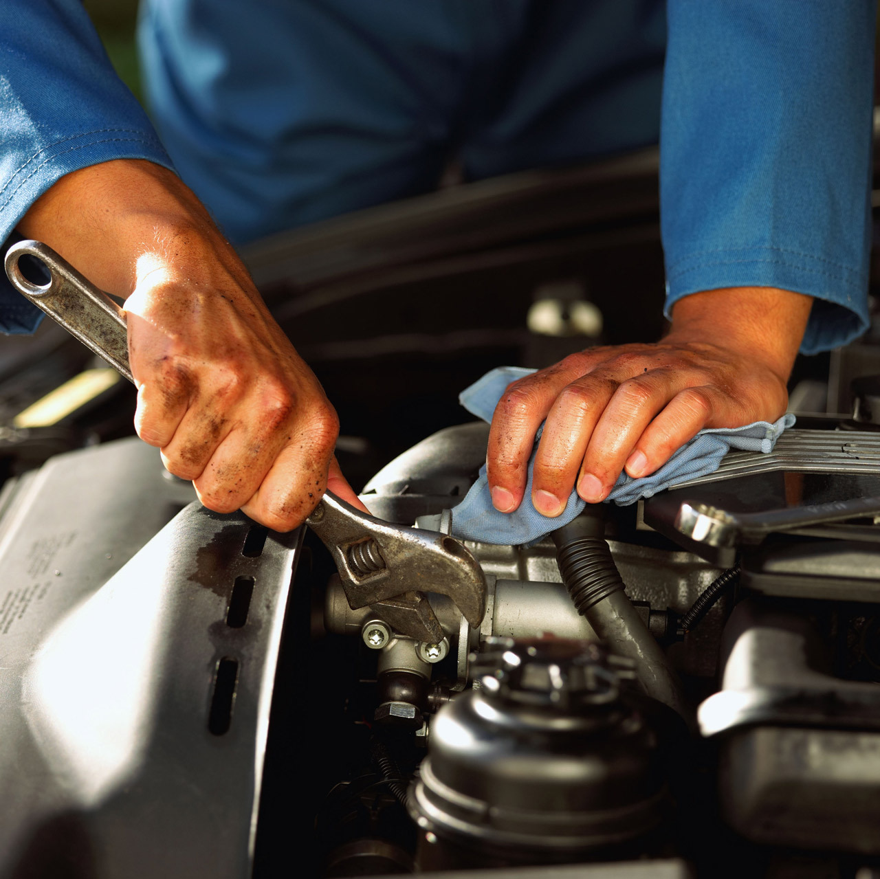Car Fixing Image
